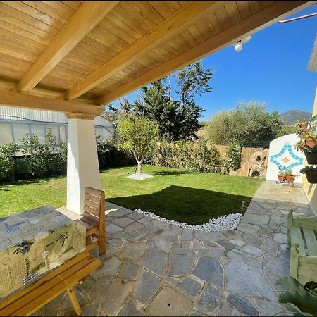 Il Casale Villa Budoni Esterno foto