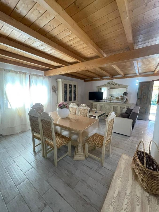 Il Casale Villa Budoni Esterno foto