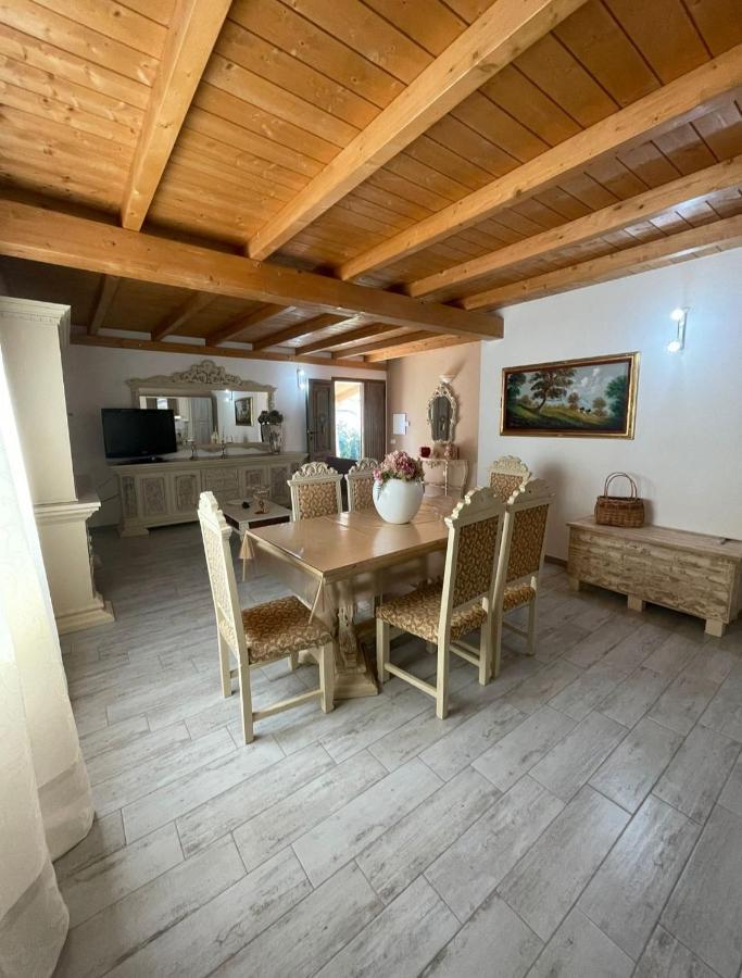 Il Casale Villa Budoni Esterno foto