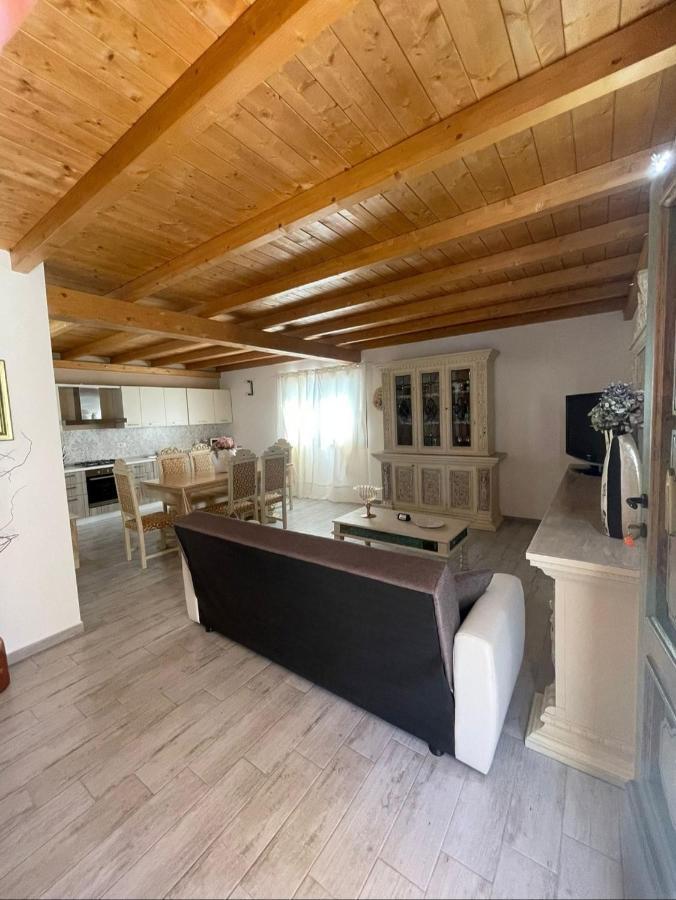 Il Casale Villa Budoni Esterno foto